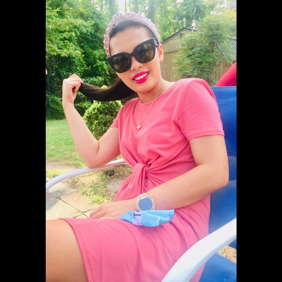 Meet your Posher, Evangeline - Picture 1 of 3